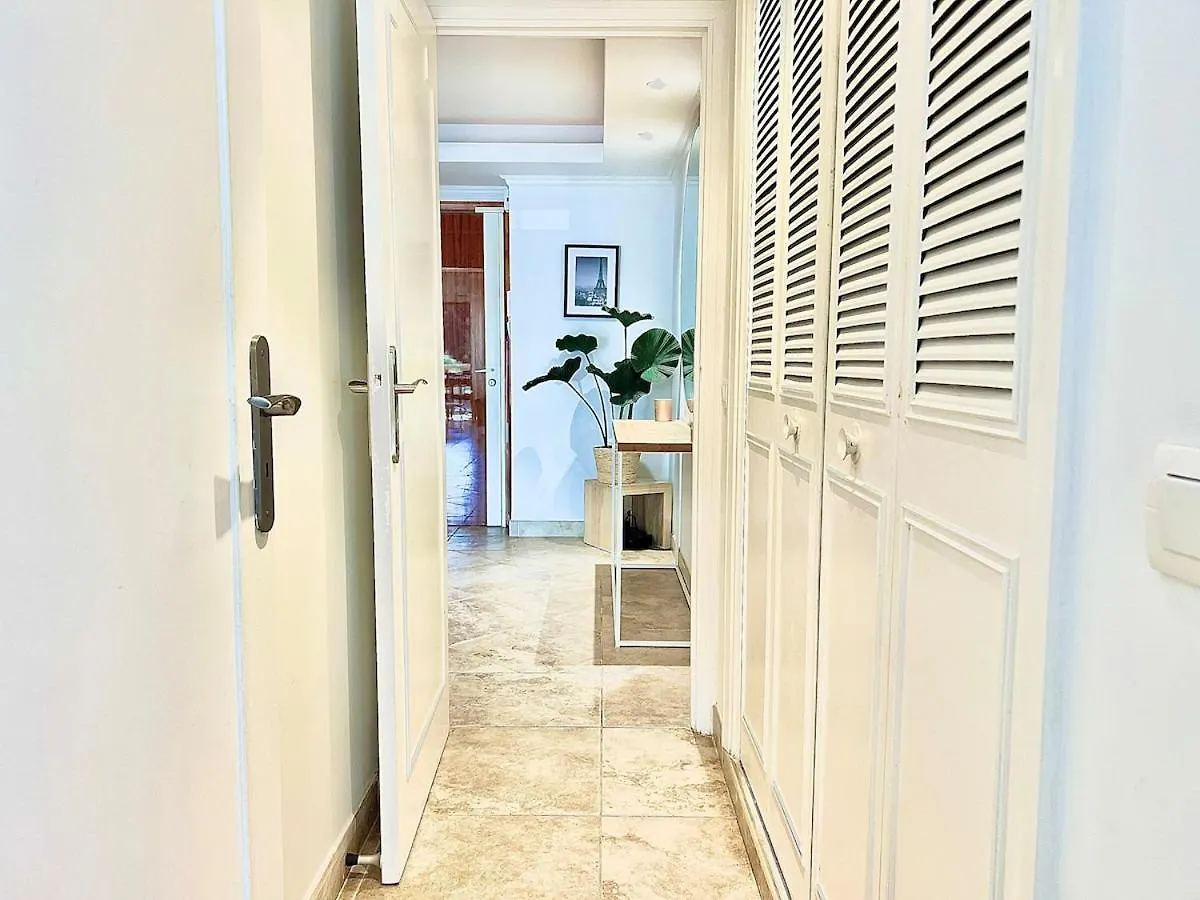 Luxurious 2-Bedroom Pointe Croisette, Sea View, Private Parking Cannes 0*,